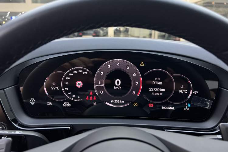 Used Porsche Cayenne 2025 Cayenne 3.0T Dream-Chasing Edition Odometer Close Up
