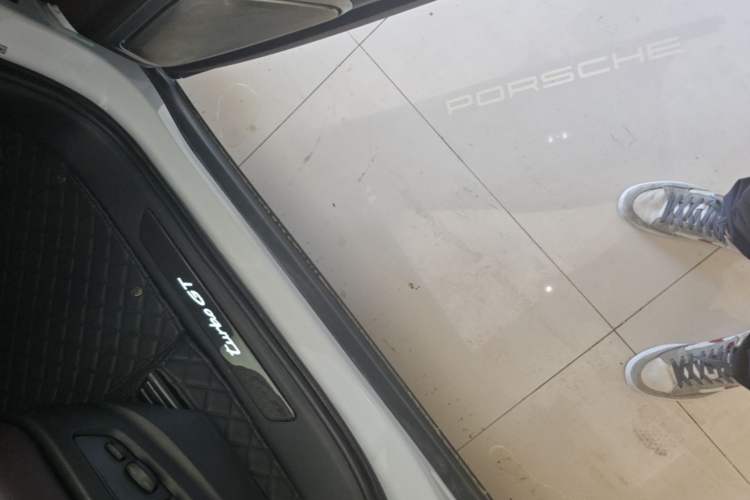 Used Porsche Cayenne 2025 Cayenne Coupé 3.0T Right Side Sill