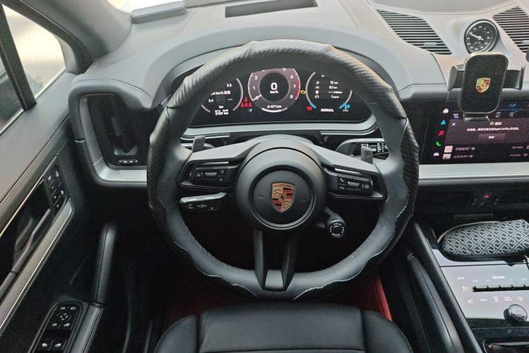 Used Porsche Cayenne 2025 Cayenne 3.0T Dream-Chasing Edition Steering Wheel