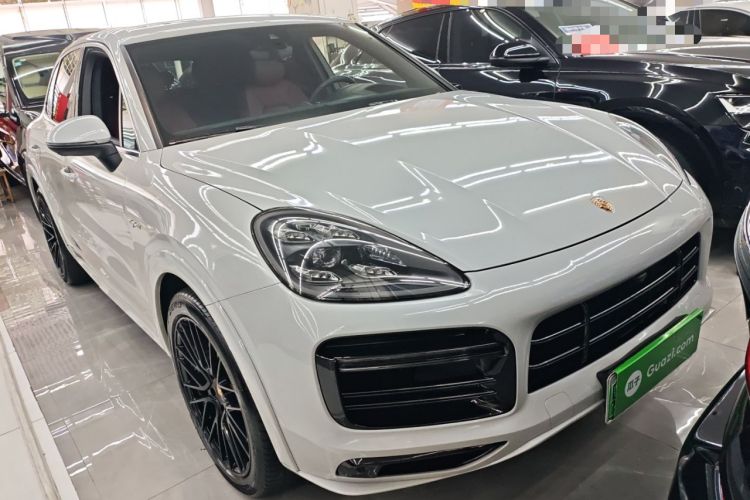 Used Porsche Cayenne E-Hybrid 2021 Cayenne E-Hybrid 2.0T Front Right 45 Deg