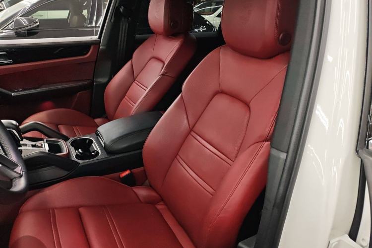Used Porsche Cayenne E-Hybrid 2021 Cayenne E-Hybrid 2.0T Left Front Seat