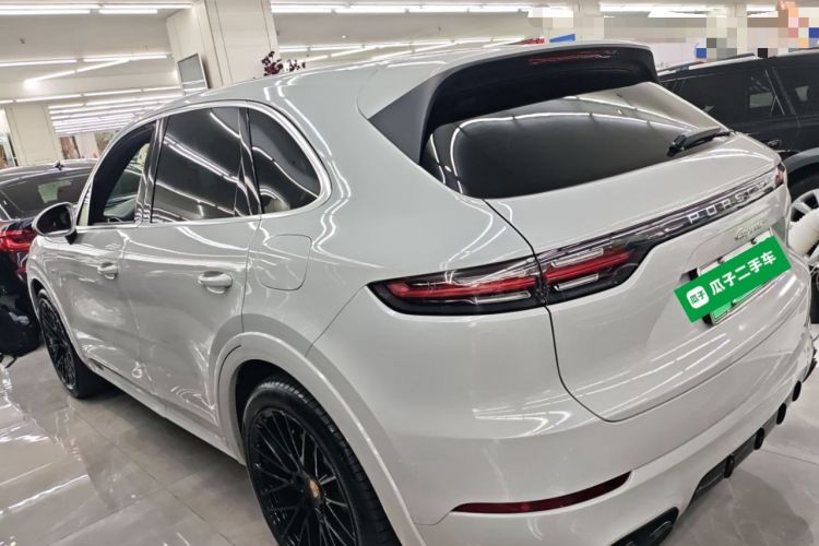 Used Porsche Cayenne E-Hybrid 2021 Cayenne E-Hybrid 2.0T Left Side