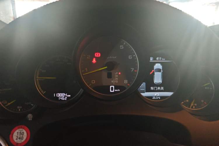 Used Porsche Cayenne E-Hybrid 2015 Cayenne S E-Hybrid 3.0T Instrument Cluster