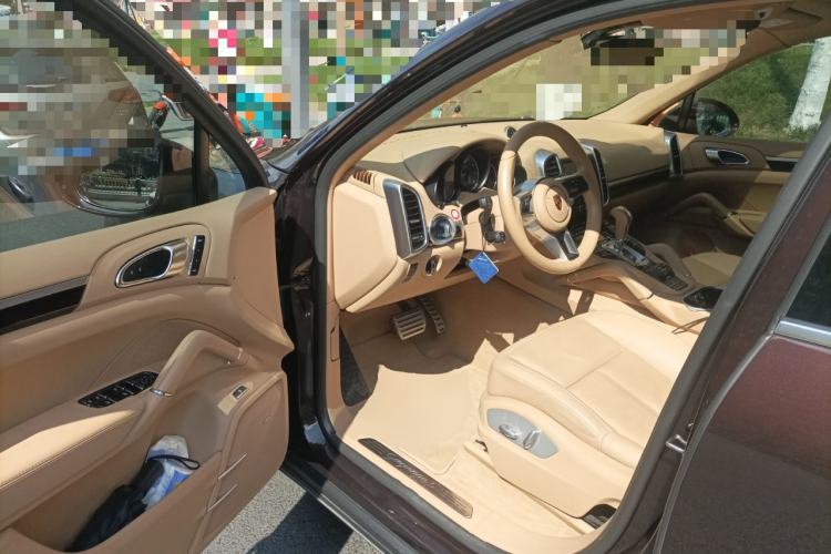 Used Porsche Cayenne E-Hybrid 2015 Cayenne S E-Hybrid 3.0T Driver Seat