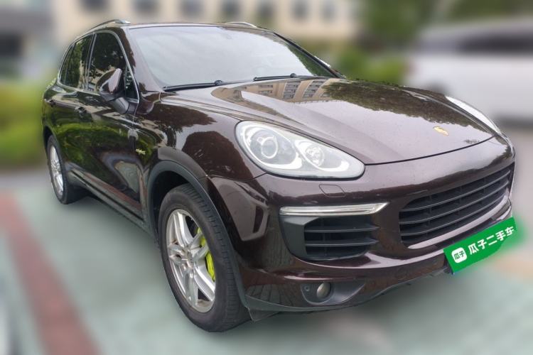 Used Porsche Cayenne E-Hybrid 2015 Cayenne S E-Hybrid 3.0T Front Right 45 Deg