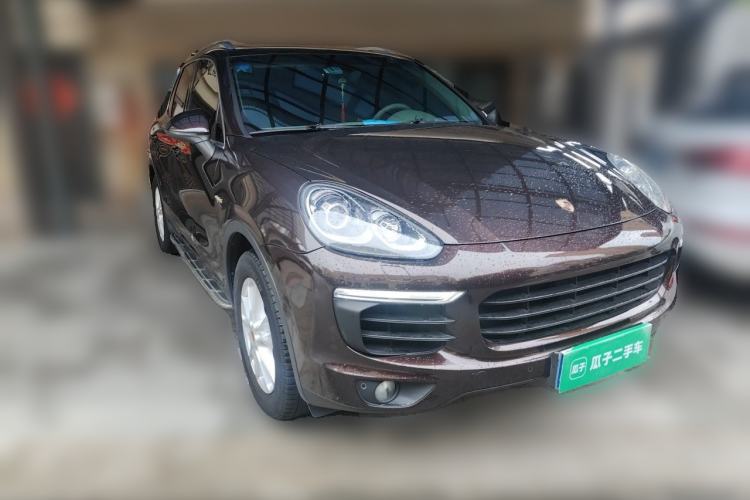 Used Porsche Cayenne E-Hybrid 2015 Cayenne S E-Hybrid 3.0T Front Right 45 Deg