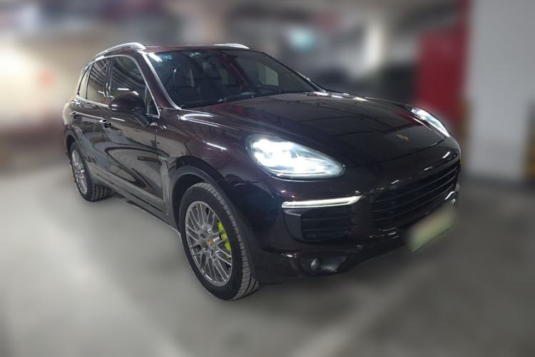 Used Porsche Cayenne E-Hybrid 2015 Cayenne S E-Hybrid 3.0T Front Right 45 Deg