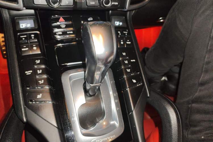Used Porsche Cayenne E-Hybrid 2015 Cayenne S E-Hybrid 3.0T Gear Lever