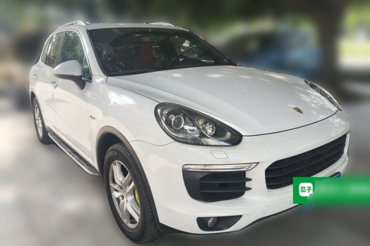 Used Porsche Cayenne E-Hybrid 2015 Cayenne S E-Hybrid 3.0T Front Right 45 Deg