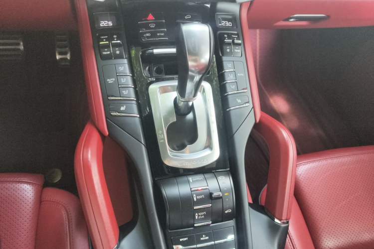 Used Porsche Cayenne E-Hybrid 2015 Cayenne S E-Hybrid 3.0T Gear Lever