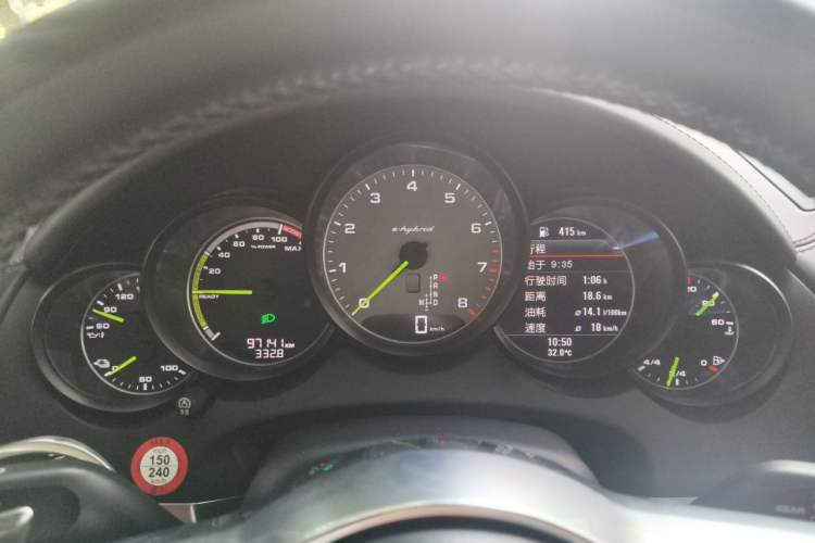 Used Porsche Cayenne E-Hybrid 2015 Cayenne S E-Hybrid 3.0T Instrument Cluster