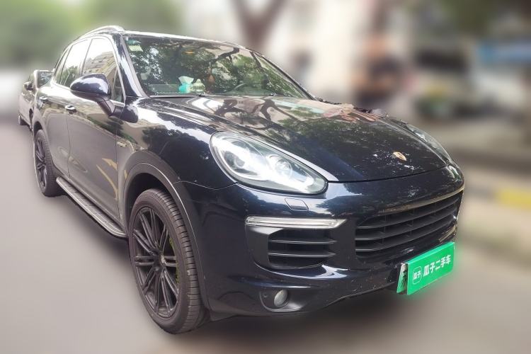 Used Porsche Cayenne E-Hybrid 2016 Cayenne S E-Hybrid 3.0T Front Right 45 Deg