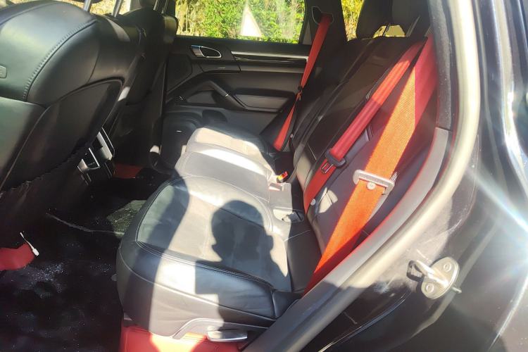 Used Porsche Cayenne E-Hybrid 2016 Cayenne S E-Hybrid 3.0T Left Rear Seat