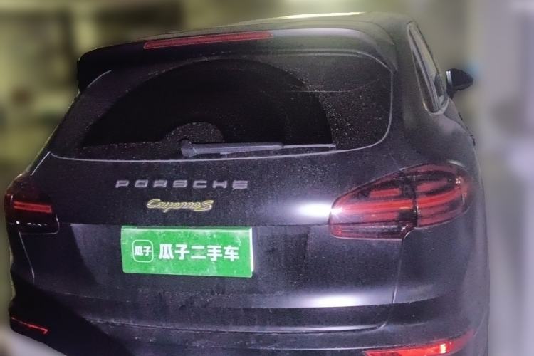Used Porsche Cayenne E-Hybrid 2016 Cayenne S E-Hybrid 3.0T Rear