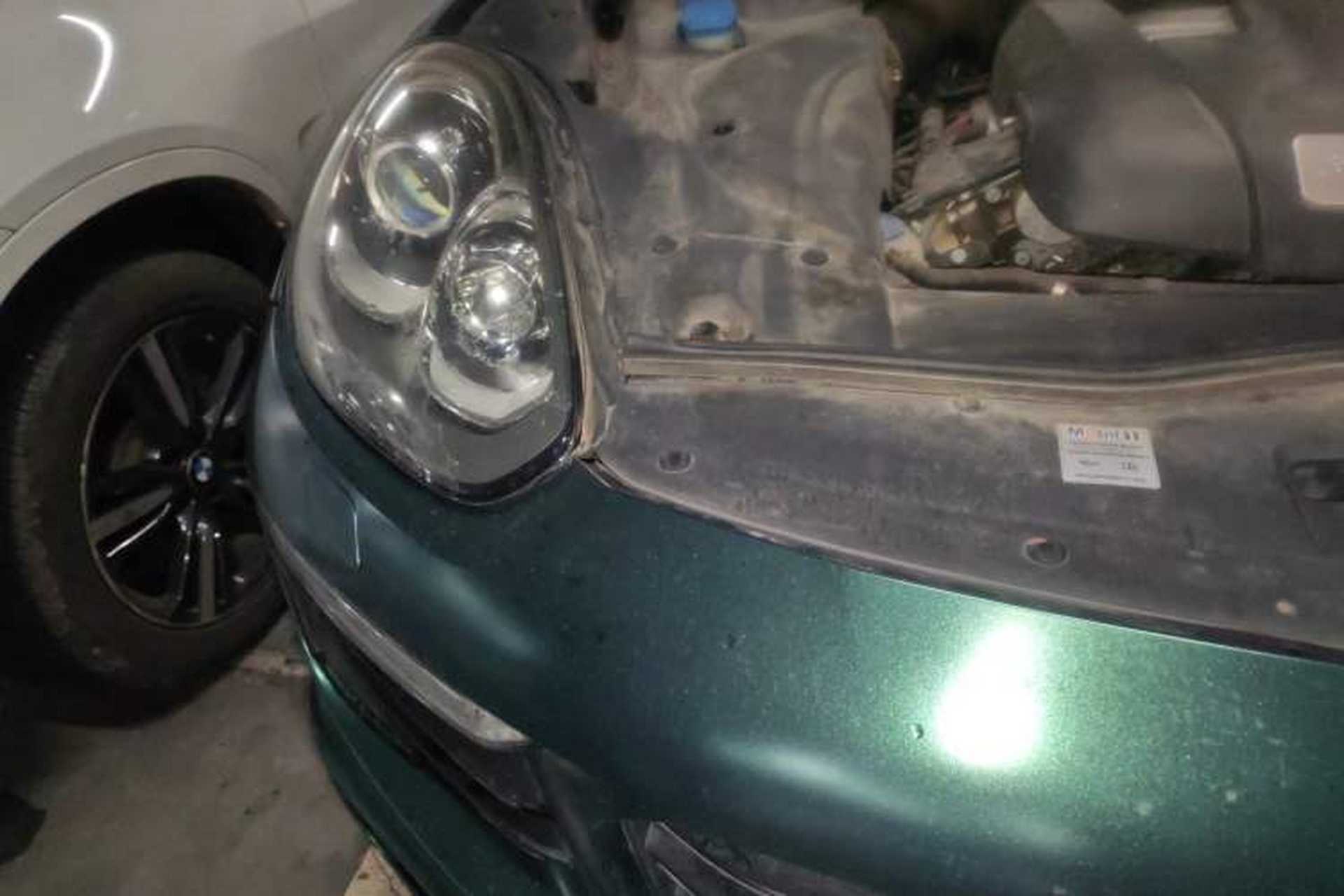 Used Porsche Cayenne E-Hybrid 2016 Cayenne S E-Hybrid 3.0T Right Front Headlight