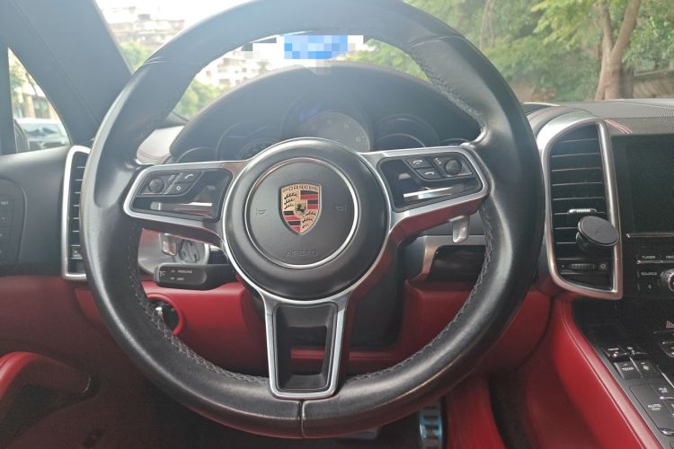 Used Porsche Cayenne E-Hybrid 2016 Cayenne S E-Hybrid 3.0T Steering Wheel
