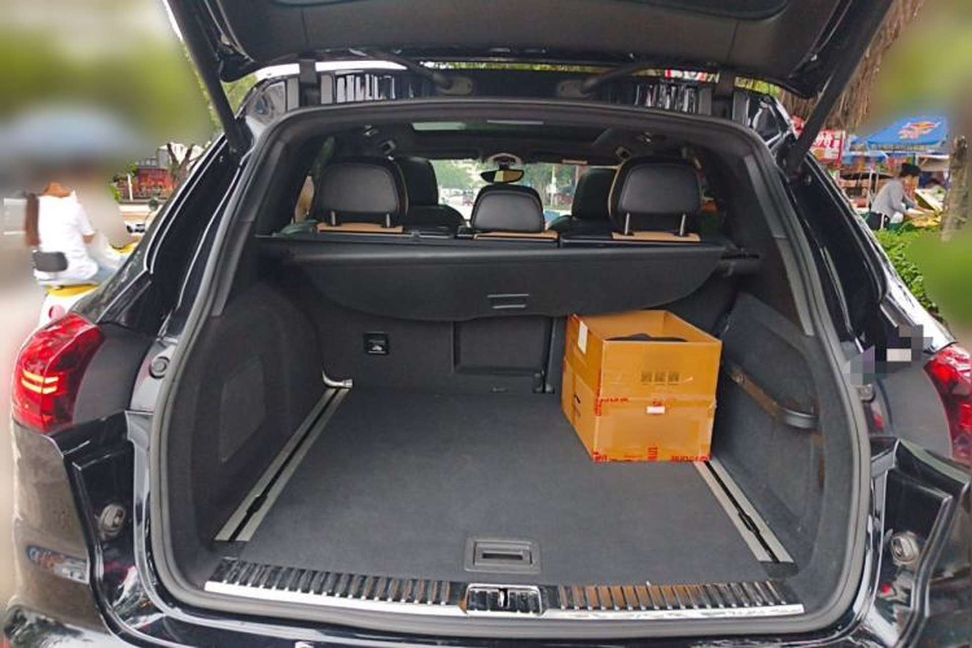 Used Porsche Cayenne E-Hybrid 2016 Cayenne S E-Hybrid 3.0T Trunk