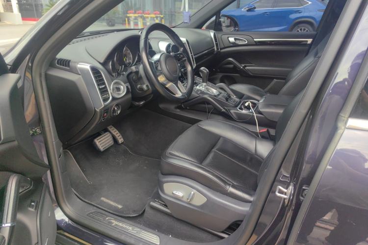 Used Porsche Cayenne E-Hybrid 2016 Cayenne S E-Hybrid 3.0T Driver Seat