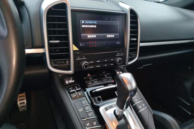 Used Porsche Cayenne E-Hybrid 2016 Cayenne S E-Hybrid 3.0T Audio And AC Panel