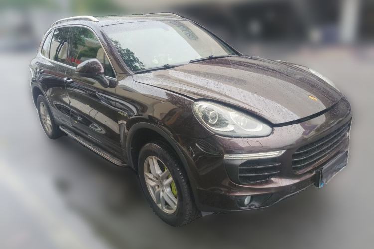 Used Porsche Cayenne E-Hybrid 2016 Cayenne S E-Hybrid 3.0T Front Right 45 Deg