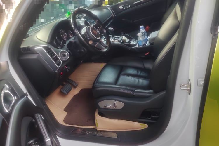 Used Porsche Cayenne E-Hybrid 2016 Cayenne S E-Hybrid 3.0T Driver Seat