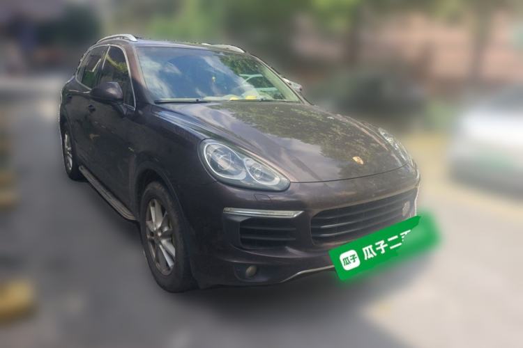 Used Porsche Cayenne E-Hybrid 2016 Cayenne S E-Hybrid 3.0T Front Right 45 Deg