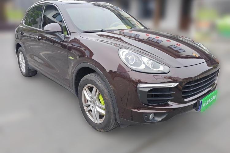 Used Porsche Cayenne E-Hybrid 2016 Cayenne S E-Hybrid 3.0T Front Right 45 Deg