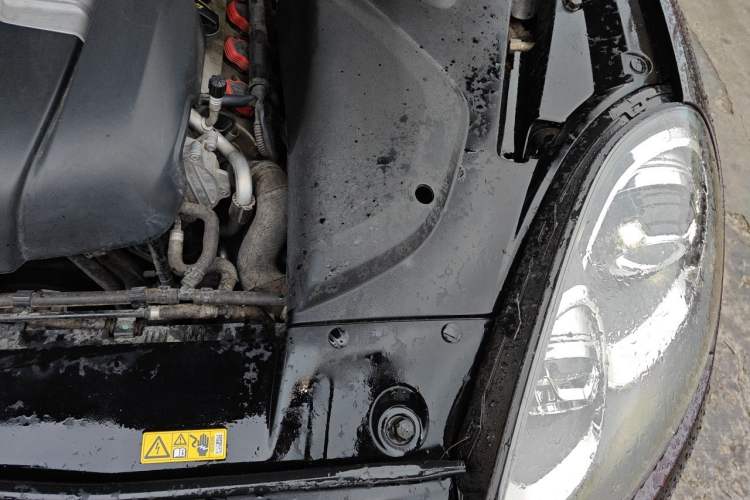 Used Porsche Cayenne E-Hybrid 2016 Cayenne S E-Hybrid 3.0T Engine Bay Left
