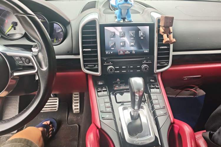 Used Porsche Cayenne E-Hybrid 2016 Cayenne S E-Hybrid 3.0T Audio And AC Panel