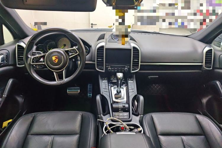 Used Porsche Cayenne E-Hybrid 2016 Cayenne S E-Hybrid 3.0T Center Console