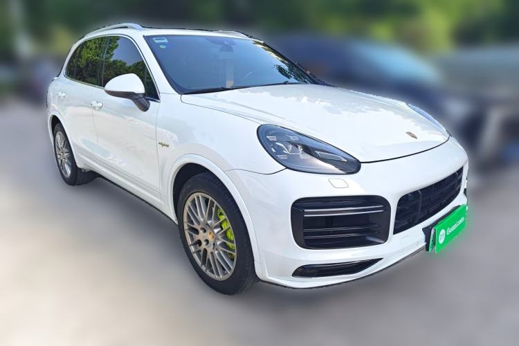 Used Porsche Cayenne E-Hybrid 2016 Cayenne S E-Hybrid 3.0T Front Right 45 Deg