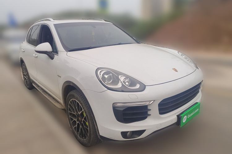 Used Porsche Cayenne E-Hybrid 2016 Cayenne S E-Hybrid 3.0T Front Right 45 Deg