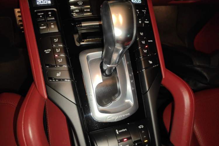 Used Porsche Cayenne E-Hybrid 2016 Cayenne S E-Hybrid 3.0T Gear Lever