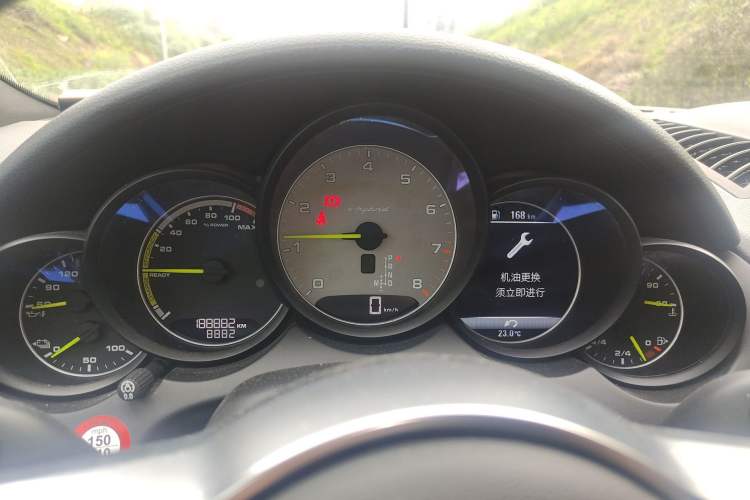 Used Porsche Cayenne E-Hybrid 2016 Cayenne S E-Hybrid 3.0T Instrument Cluster