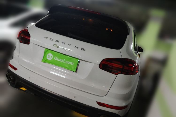 Used Porsche Cayenne E-Hybrid 2016 Cayenne S E-Hybrid 3.0T Rear Right 45 Deg