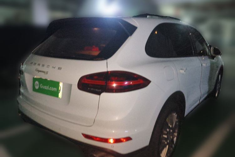 Used Porsche Cayenne E-Hybrid 2016 Cayenne S E-Hybrid 3.0T Rear Right 45 Deg
