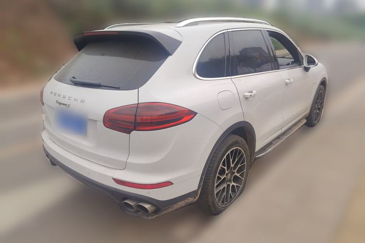 Used Porsche Cayenne E-Hybrid 2016 Cayenne S E-Hybrid 3.0T Rear Right 45 Deg