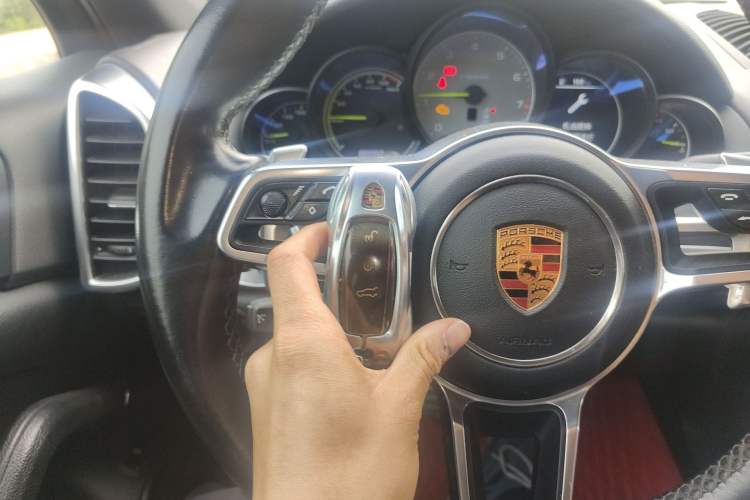 Used Porsche Cayenne E-Hybrid 2016 Cayenne S E-Hybrid 3.0T Vehicle Key