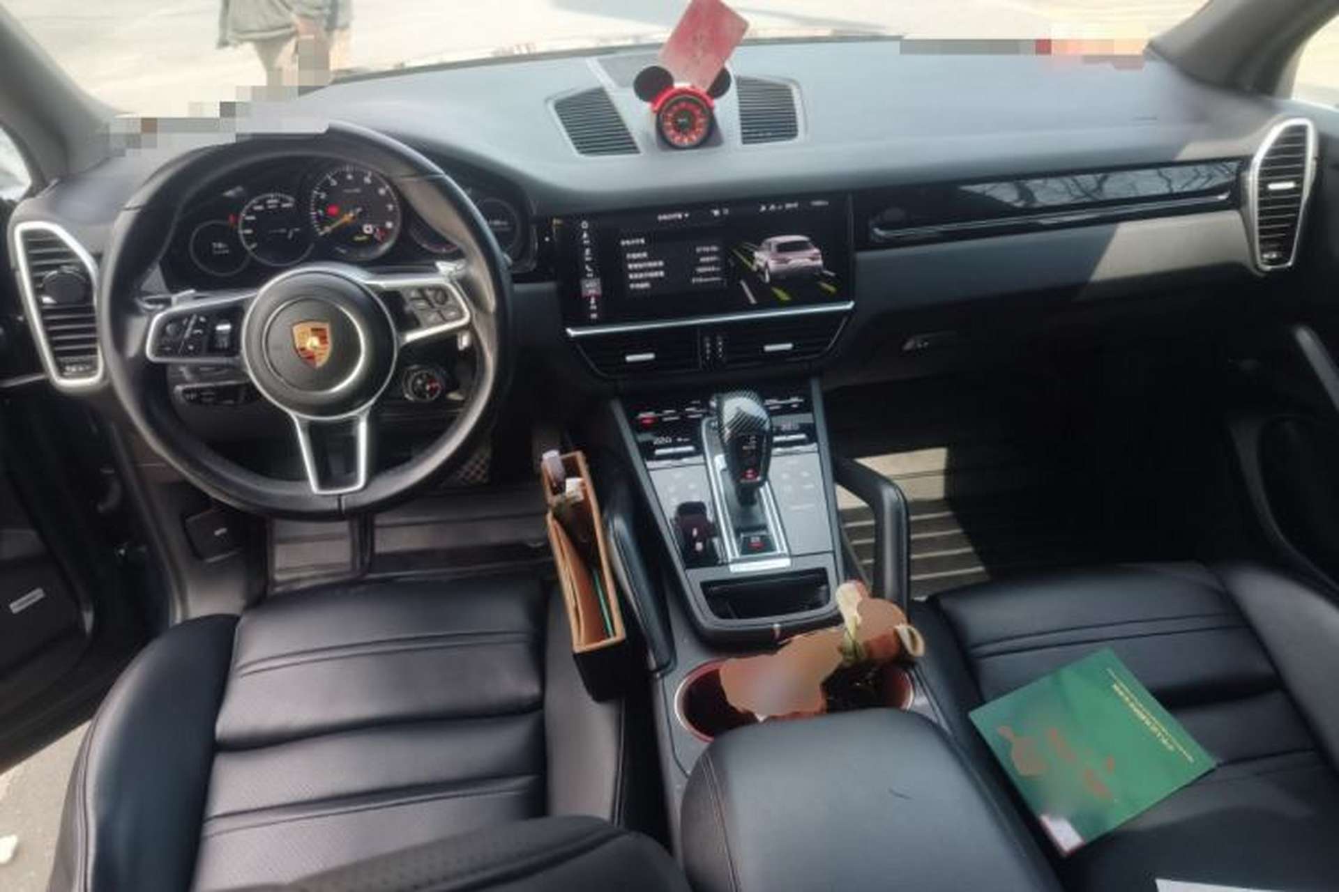 Used Porsche Cayenne E-Hybrid 2019 Cayenne E-Hybrid 2.0T Center Console