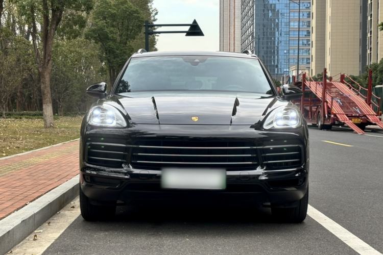 Used Porsche Cayenne E-Hybrid 2019 Cayenne E-Hybrid 2.0T Exterior 1