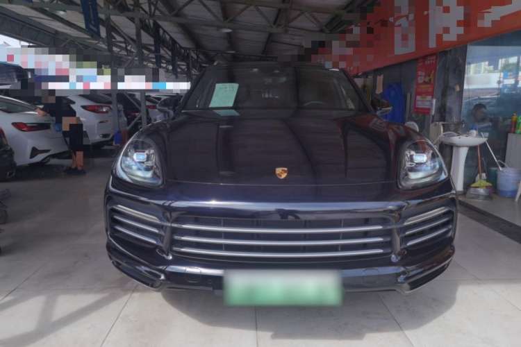 Used Porsche Cayenne E-Hybrid 2019 Cayenne E-Hybrid 2.0T Front
