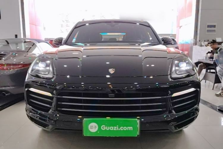 Used Porsche Cayenne E-Hybrid 2019 Cayenne E-Hybrid 2.0T Front
