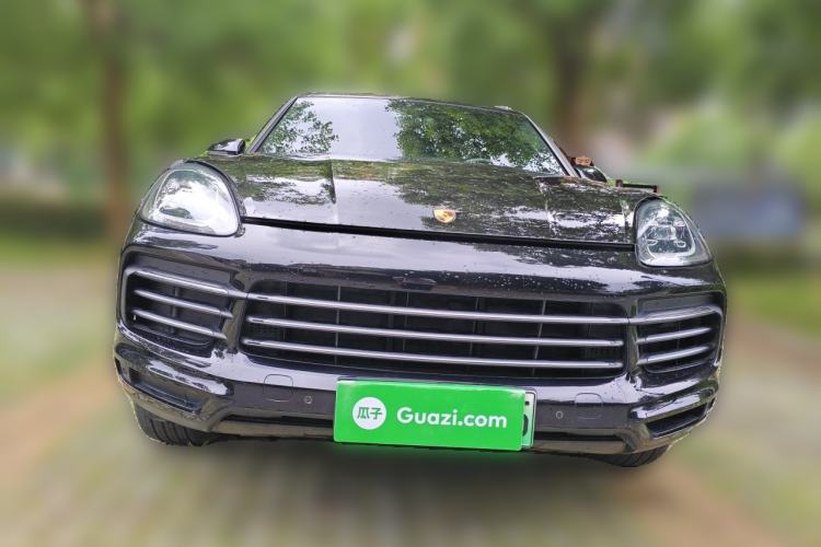 Used Porsche Cayenne E-Hybrid 2019 Cayenne E-Hybrid 2.0T Front
