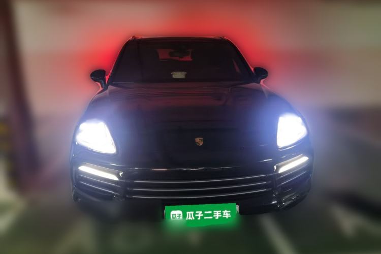 Used Porsche Cayenne E-Hybrid 2019 Cayenne E-Hybrid 2.0T Front