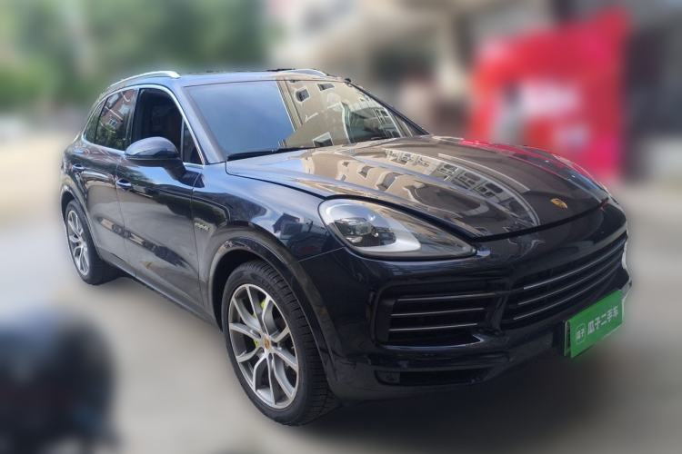 Used Porsche Cayenne E-Hybrid 2019 Cayenne E-Hybrid 2.0T Front Right 45 Deg
