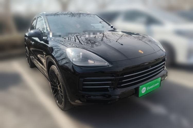 Used Porsche Cayenne E-Hybrid 2019 Cayenne E-Hybrid 2.0T Front Right 45 Deg
