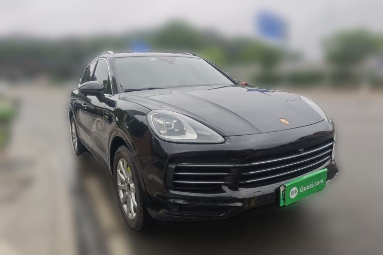Used Porsche Cayenne E-Hybrid 2019 Cayenne E-Hybrid 2.0T Front Right 45 Deg