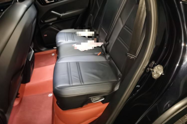 Used Porsche Cayenne E-Hybrid 2019 Cayenne E-Hybrid 2.0T Left Rear Seat