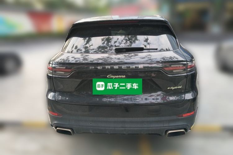 Used Porsche Cayenne E-Hybrid 2019 Cayenne E-Hybrid 2.0T Rear