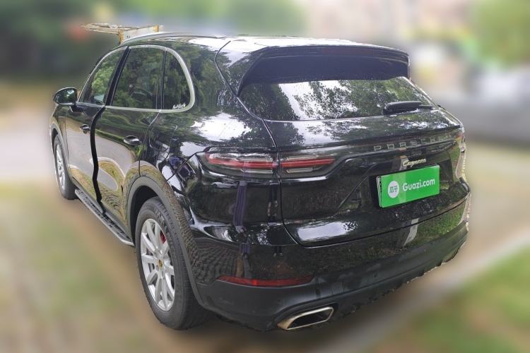 Used Porsche Cayenne E-Hybrid 2019 Cayenne E-Hybrid 2.0T Rear Left 45 Deg